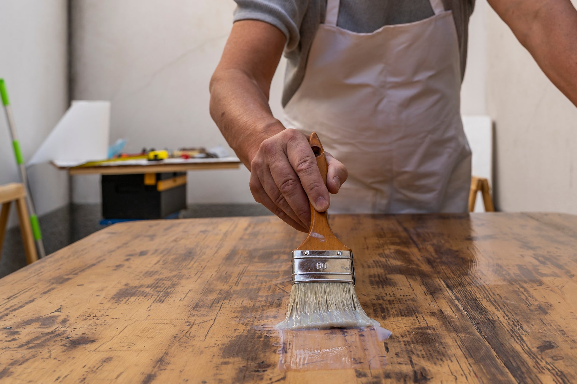 RABE 2K Hartlack für Tischplatten Thekenlack Gastronomie Möbel Holz lack farblos - Farbmanufaktur Contura Berkemeier - Farben Rabe